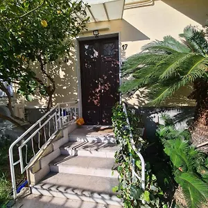 https://varazze-seventeen.hotelitalianriviera.com